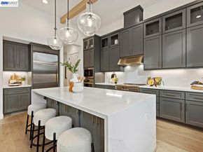 580 Boyd Rd, Pleasant Hill CA 94523