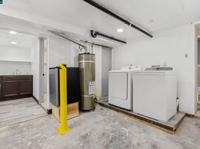 390 Guttenberg St, Daly City CA 94014