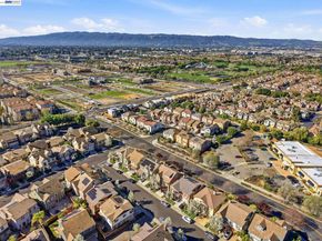 4958 Trescott Ct, Dublin CA 94568