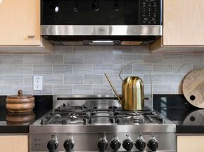 311 2nd St 311, Oakland CA 94607