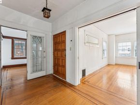 2643 Stuart St, Berkeley CA 94705