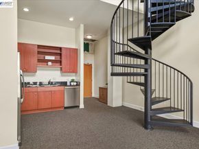 809 Clay St, Oakland CA 94607