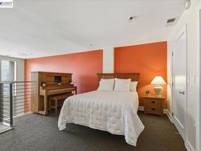 809 Clay St, Oakland CA 94607