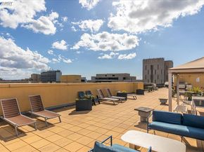 809 Clay St, Oakland CA 94607