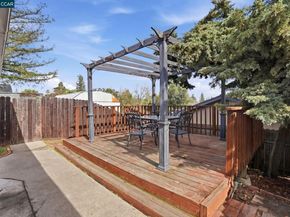 9 Morello Heights Dr, Martinez CA 94553