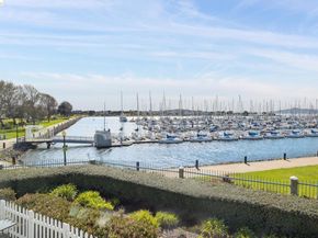 306 Commodore Dr, Richmond CA 94804