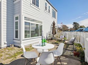 306 Commodore Dr, Richmond CA 94804