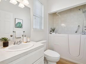 306 Commodore Dr, Richmond CA 94804