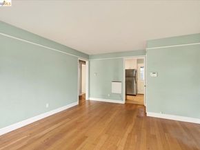 6386 Dana St, Oakland CA 94609