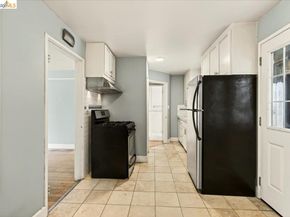 6386 Dana St, Oakland CA 94609