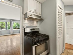 6386 Dana St, Oakland CA 94609