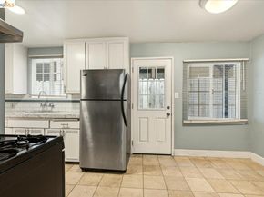 6386 Dana St, Oakland CA 94609