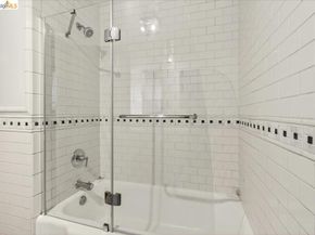 6386 Dana St, Oakland CA 94609