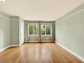 6386 Dana St, Oakland CA 94609