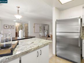 1501 Skycrest Dr 3, Walnut Creek CA 94595