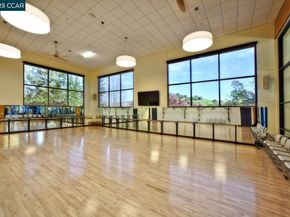 1501 Skycrest Dr 3, Walnut Creek CA 94595