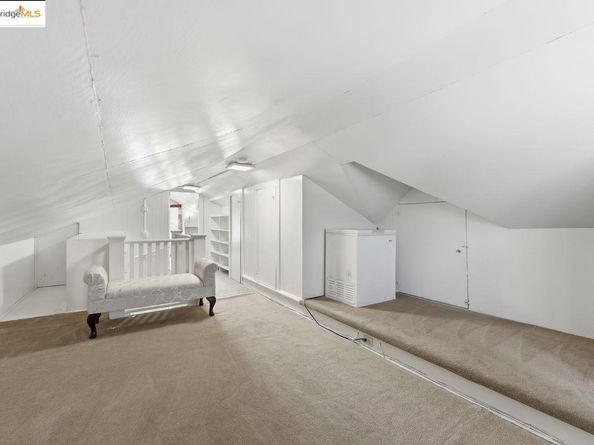 5230 Hillen Dr, Oakland CA 94619