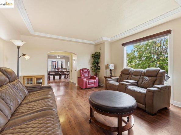 5230 Hillen Dr, Oakland CA 94619