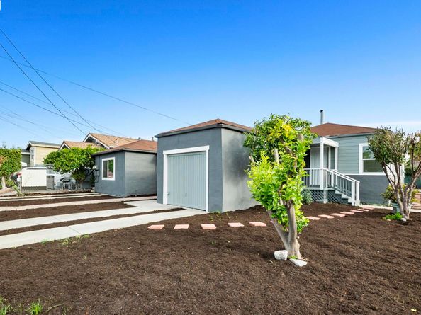 9028 A St, Oakland CA 94603