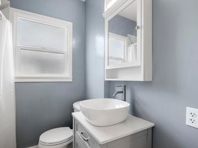 9028 A St, Oakland CA 94603