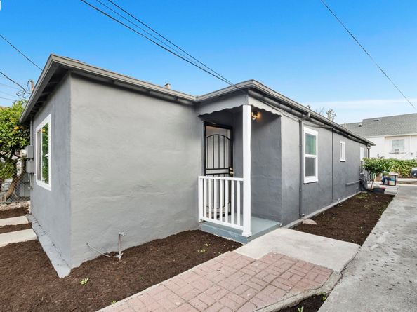 9028 A St, Oakland CA 94603