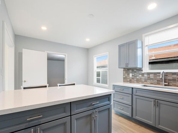 9028 A St, Oakland CA 94603