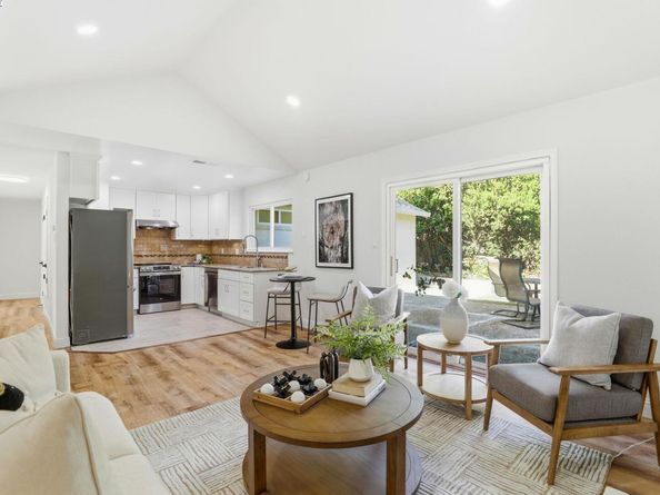 240 Carmelita Pl, Fremont CA 94539