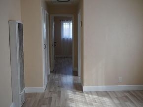 10600 Pippin St, Oakland CA 94603