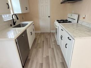 10600 Pippin St, Oakland CA 94603