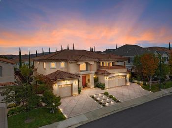 6010 Turnberry Dr