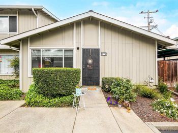 179 Loma Verde Dr