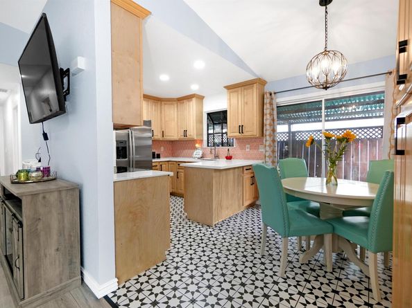 179 Loma Verde Dr, San Lorenzo CA 94580