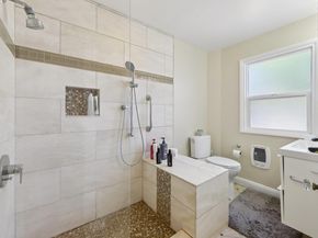 1812 San Antonio Avenue, Alameda CA 94501