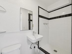 1812 San Antonio Avenue, Alameda CA 94501