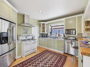1812 San Antonio Avenue, Alameda CA 94501