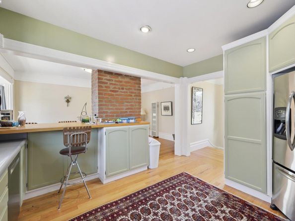1812 San Antonio Avenue, Alameda CA 94501