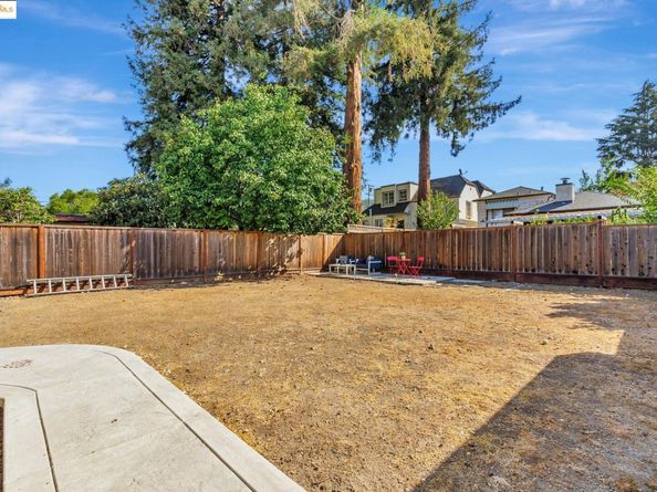 520 Superior Ave, San Leandro CA 94577