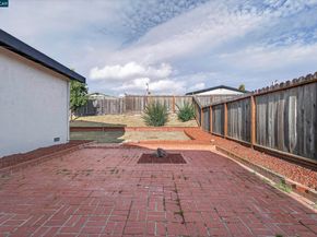 2615 Henry Ave, Pinole CA 94564