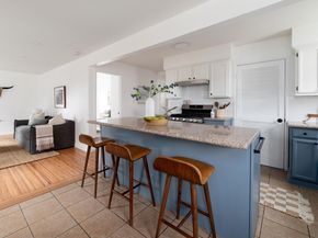 10906 Reposo Dr, Oakland CA 94603