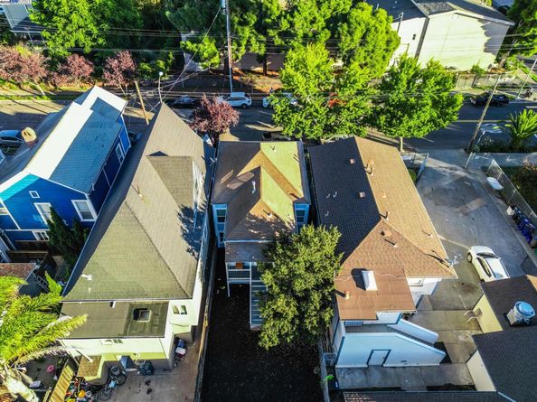 1019 Campbell St, Oakland CA 94607