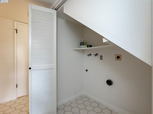 2101 Shoreline Dr 475, Alameda CA 94501
