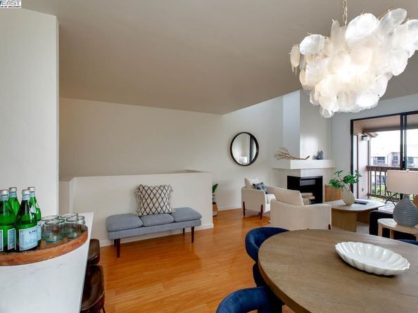 2101 Shoreline Dr 475, Alameda CA 94501