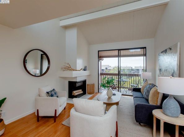 2101 Shoreline Dr 475, Alameda CA 94501