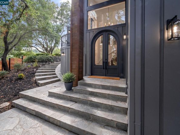 4120 Happy Valley Rd, Lafayette CA 94549