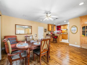 2566 Boren Dr