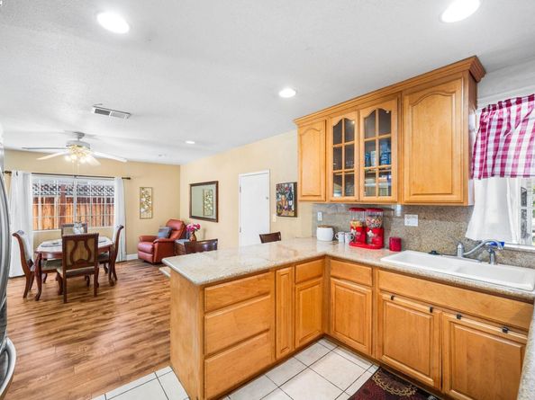 2566 Boren Dr, San Jose CA 95121
