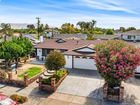 2566 Boren Dr, San Jose CA 95121