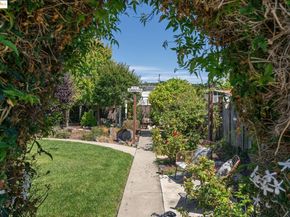 952 Amador St, Richmond CA 94805