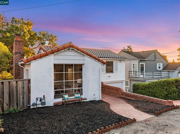 4663 Harbord Dr, Oakland CA 94618