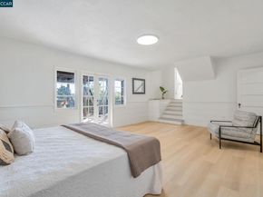 4663 Harbord Dr, Oakland CA 94618
